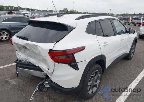 2024 Chevrolet Trax 1Lt z USA, uszkodzony, nr VIN KL77LHE26RC154235